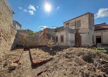 Foto 11 - Casa indipendente via Vittorio Emanuele
 
26, Ossi - foto 11