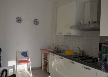 Cucina - Bilocale via Peschiera, 11/B, Cassano Magnago - foto 5