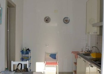 Cucina - Bilocale via Peschiera, 11/B, Cassano Magnago - foto 6