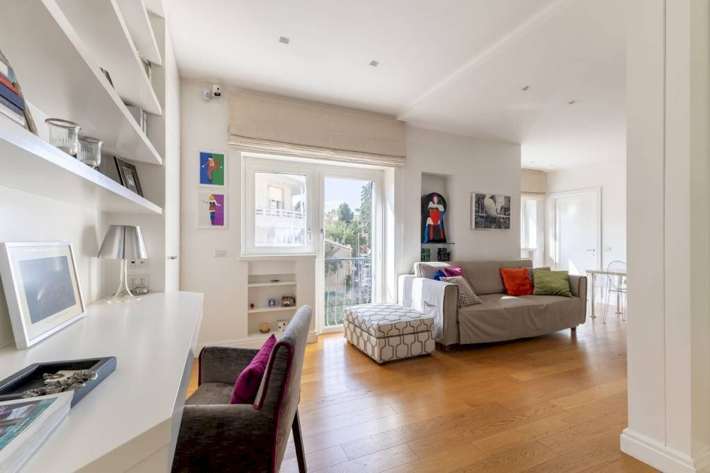 Salone - Trilocale via Feliciano Scarpellini, 15, Roma - foto 1