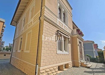 Facciata - Appartamento via Bligny, 15, Casale Monferrato - foto 3