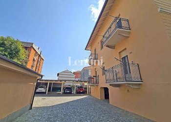 Facciata - Appartamento via Bligny, 15, Casale Monferrato - foto 4