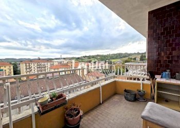 Balcone - Quadrilocale viale Ottavio Marchino, 58/B, Casale Monferrato - foto 4