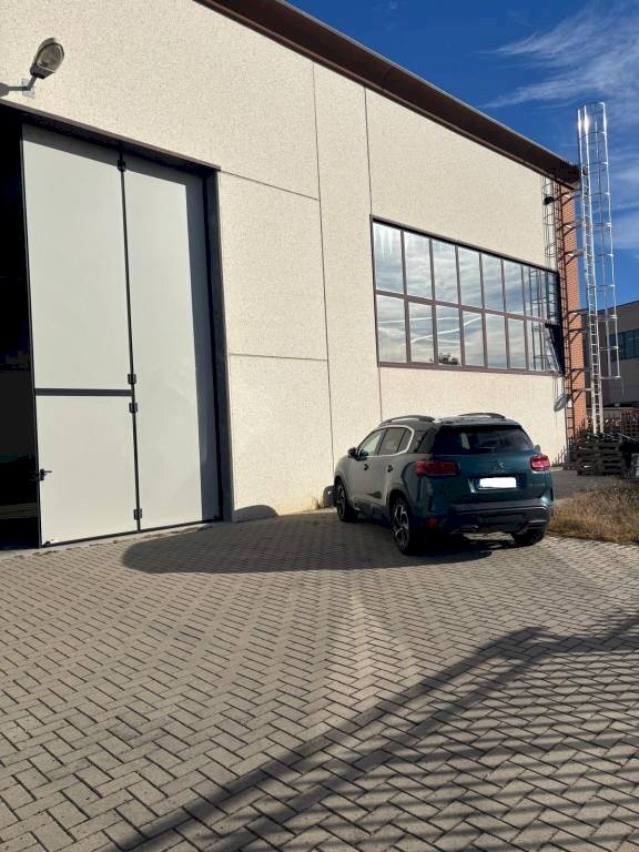 Posto macchina - Capannone via Vigentina, Pavia - foto 2