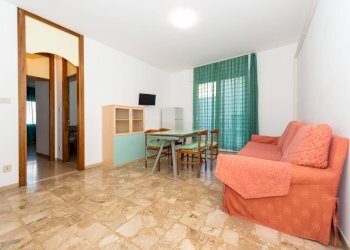 Foto 1 - Trilocale Via Zara
 
1, Jesolo - foto 1
