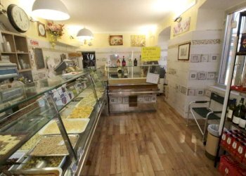 Interno non residenziale - Alimentari - Gastronomia via Cesare Airaghi, Genova (zona Prà) - foto 2