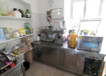 Interno non residenziale - Alimentari - Gastronomia via Cesare Airaghi, Genova (zona Prà) - foto 17