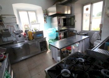 Interno non residenziale - Alimentari - Gastronomia via Cesare Airaghi, Genova (zona Prà) - foto 21