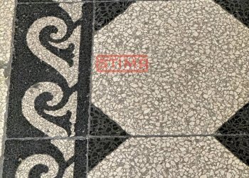 particolare cementine antiche vano scale - Attico Treviso - foto 24