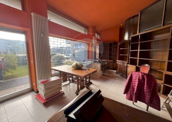 NEGOZIO - Office via Corridoni
 
42, Bergamo - photo 6