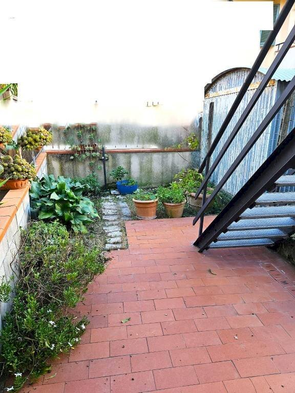 Giardino - Four-room apartment via del Piano, Empoli - photo 1