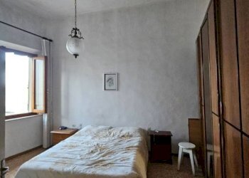 Camera da letto - Four-room apartment via del Piano, Empoli - photo 9