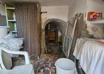 Cantina - Four-room apartment via del Piano, Empoli - photo 19