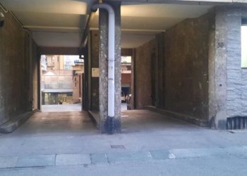 Interno palazzo - Bilocale via Pietro Giuria, Torino (zona San Salvario) - foto 5
