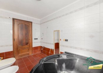 Bagno - Villa via Passo Buole, 73, Torino (zona Lingotto) - foto 14