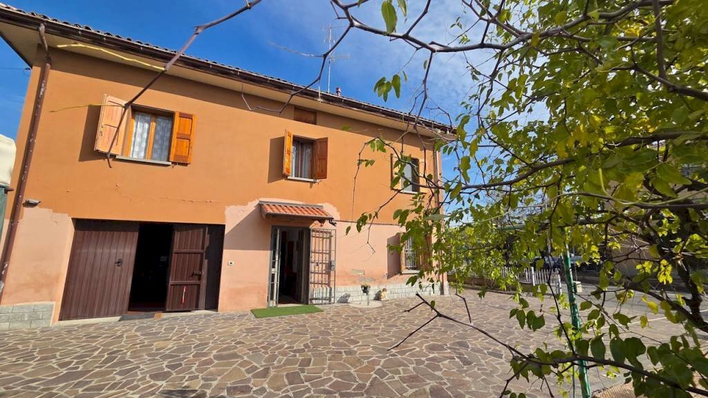 Facciata - Rustico San Giovanni in Persiceto - foto 1