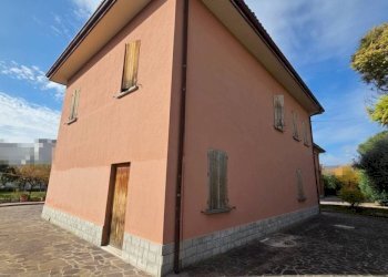 Facciata - Rustic San Giovanni in Persiceto - photo 5