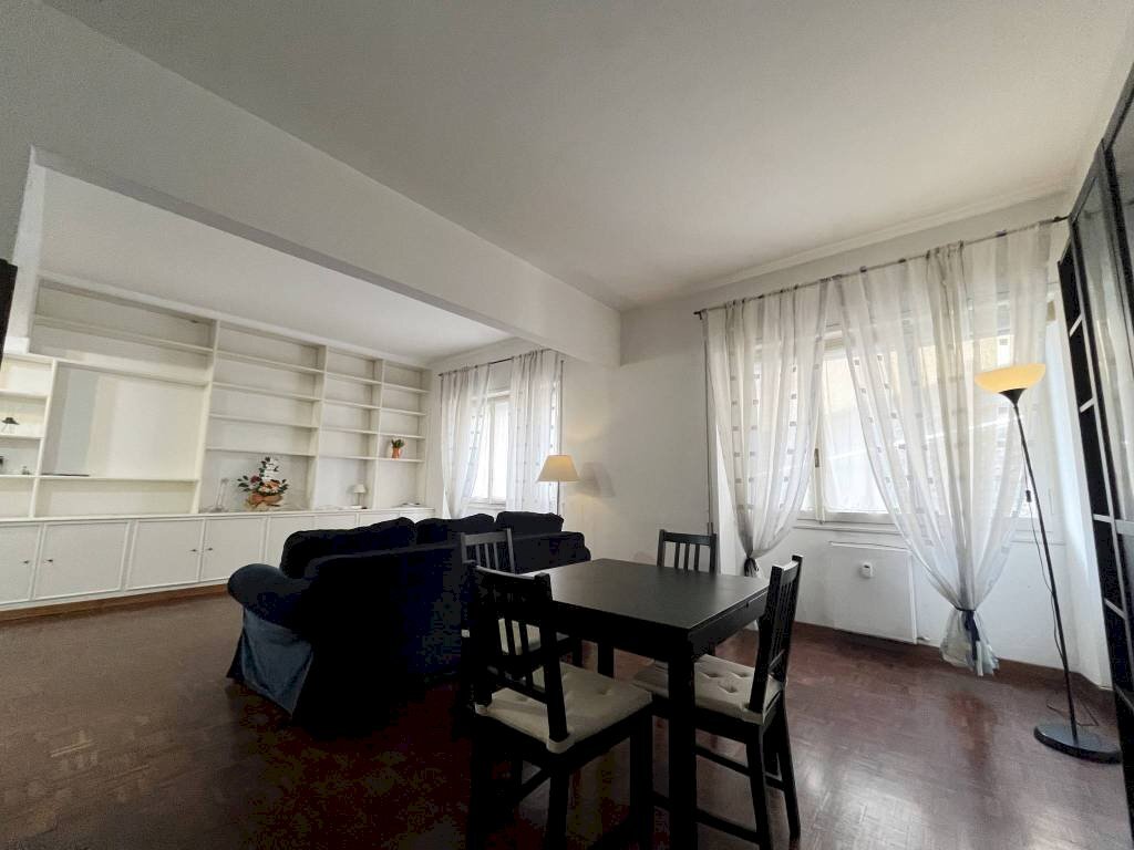 Salone - Four-room apartment corso Carbonara, 9A, Genova (neighborhood Principe) - photo 3