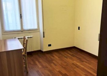 Camera da letto - Quadrilocale corso Carbonara, 9A, Genova (zona Principe) - foto 12