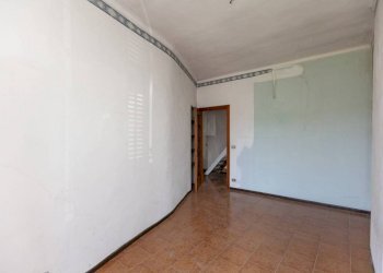 Camera da letto - Villa strada Serra, 18, Castagneto Po - foto 45