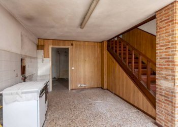 Scala - Villa strada Serra, 18, Castagneto Po - foto 13