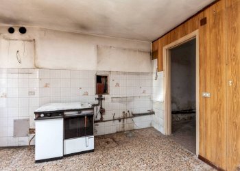 Cucina - Villa strada Serra, 18, Castagneto Po - foto 14