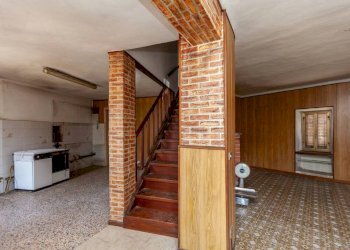 Scala - Villa strada Serra, 18, Castagneto Po - foto 6