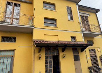 Facciata - Casa indipendente via Antonio Cederna, 47, Monza - foto 3