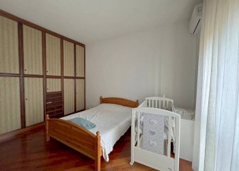 Camera da letto - Casa indipendente via Antonio Cederna, 47, Monza - foto 15