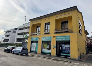 Facciata - Casa indipendente via Antonio Cederna, 47, Monza - foto 26