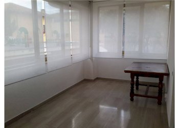 Foto 8 - Ufficio Largo Catone
 
3, Pomezia - foto 8