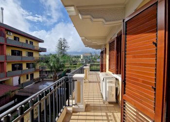 Foto 17 - Quadrilocale Via Angelina Damiani Lanza
 
26-28, Giarre - foto 16