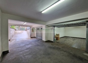 Foto 27 - Quadrilocale Via Angelina Damiani Lanza
 
26-28, Giarre - foto 26