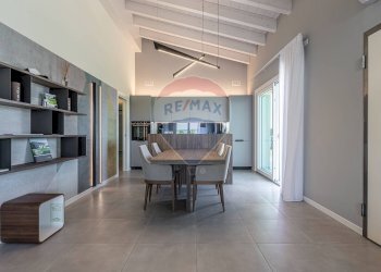 Sala da pranzo - Villa via montebello, Lonato del Garda - photo 8