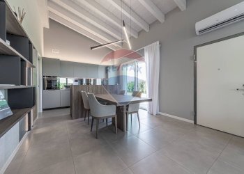 Sala da pranzo - Villa via montebello, Lonato del Garda - photo 9