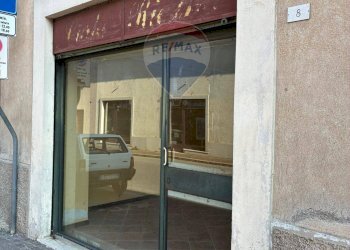 Edificio all\'aperto - Locale Commerciale via mazzini
 
8, Castenedolo - foto 2