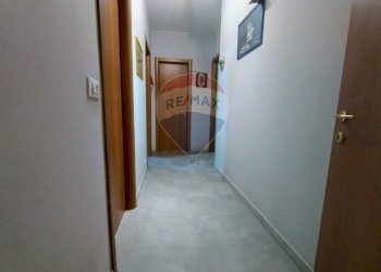 Hall / corridoio - Trilocale via zanardelli
 
9, Carpenedolo - foto 19