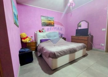 Camera / camera da letto - Trilocale via zanardelli
 
9, Carpenedolo - foto 25