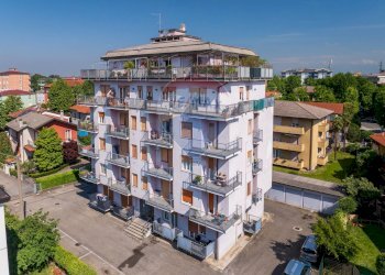 Edificio all\'aperto - Trilocale Treviglio - foto 5