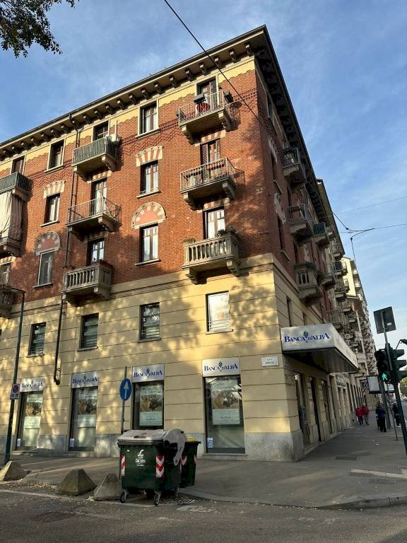 Facciata - Bilocale via Nizza, 170, Torino (zona Nizza Millefonti) - foto 2