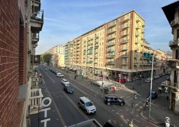 Balcone - Bilocale via Nizza, 170, Torino (zona Nizza Millefonti) - foto 13