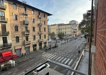 Balcone - Bilocale via Nizza, 170, Torino (zona Nizza Millefonti) - foto 14