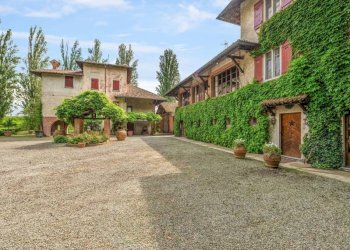 Cortile interno - Rustico Podere Isolone, 2-5, Zinasco - foto 2