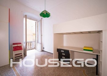 Camera da letto - Quadrilocale via Giuseppe Ferrari, 5, Genova (zona Castelletto) - foto 23