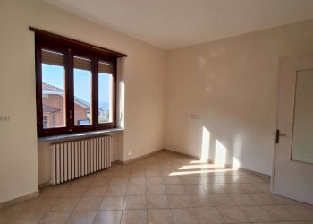 20251111_125706 - Quadrilocale via San Grato, 12, Castiglione Torinese - foto 4