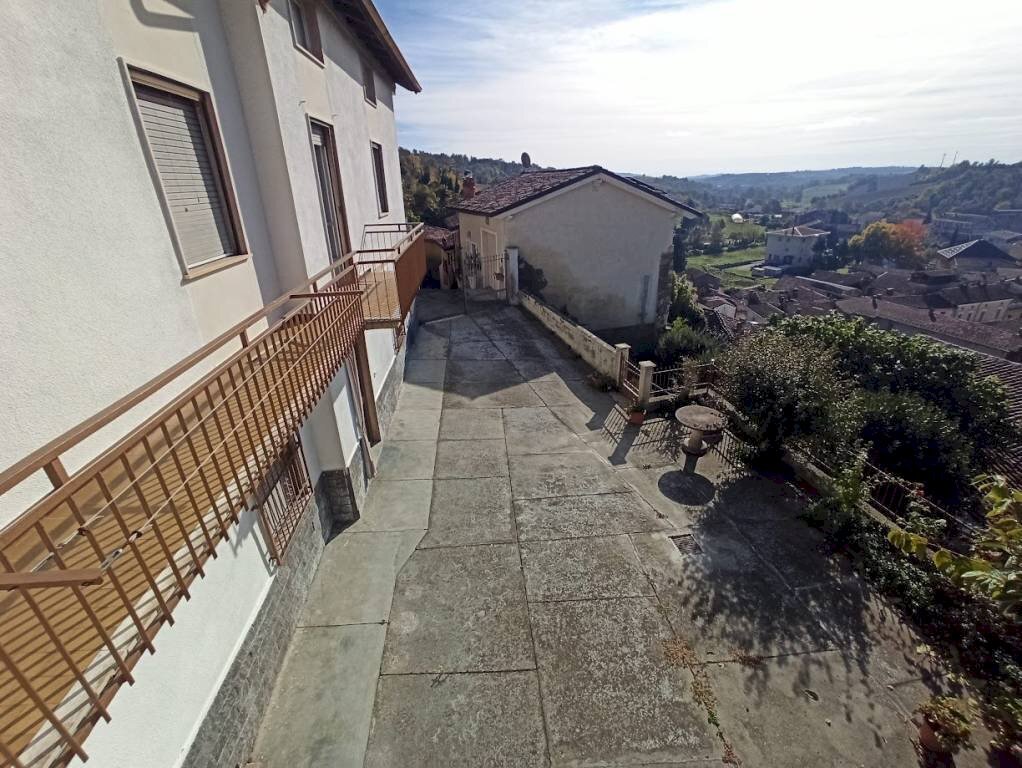 Cortile interno - Villa via Sissarda, 7, Ottiglio - photo 1