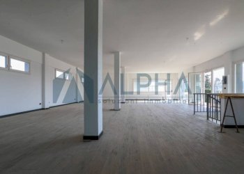 Interno non residenziale - Negozio via Tolemaide, Rimini - foto 4