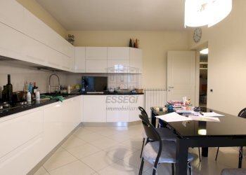 vendesi villetta indipendente con giardino lucca c - Independent house Via San Cristoforo 82, Capannori - photo 8