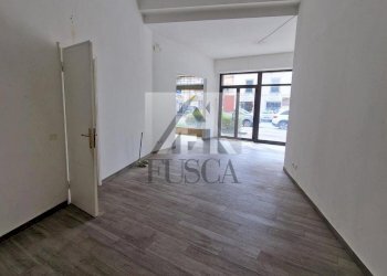 fondo-vendia-lucca-fusca_6.jpg - Locale Commerciale Via Sant'Anna, Lucca - foto 7