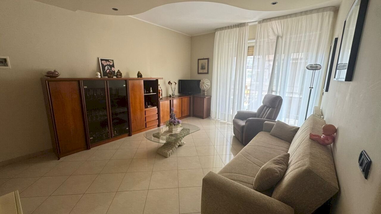 SOGGIORNO - Trilocale Via Vecchia San Francesco da Paola, Monopoli - foto 1